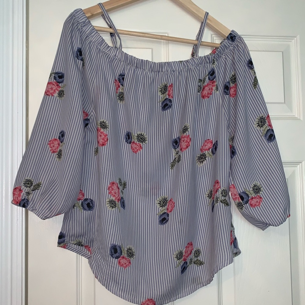 Off the Shoulder Floral Blouse